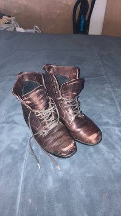 Vintage woman’s leather boots size 7