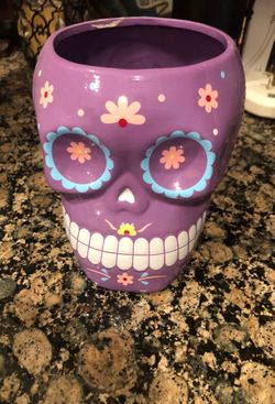 Calavera planter