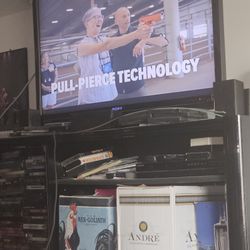 40 VCR tapes and working VCR