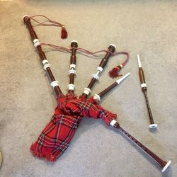 Bagpipe and Practice Chanter