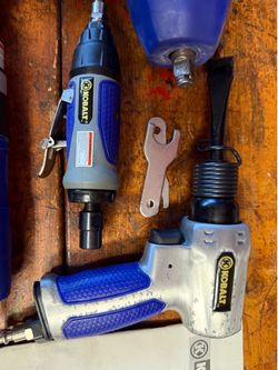 Pneumatic Tool Set