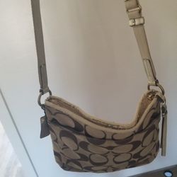40 Dollars 