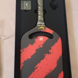 Pickle Ball Paddle New!
