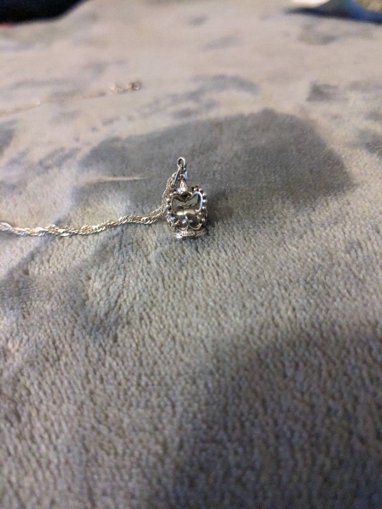 Sterling Silver Crown Pendant