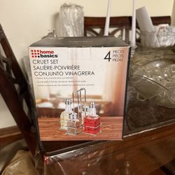 Cruet set