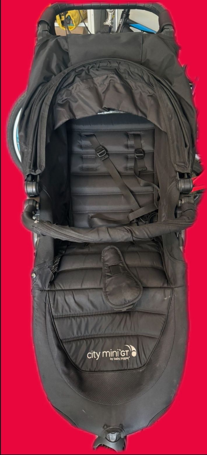 milwaukee 1 000 000 lumen flashlight 2161-21 1100 USB Rechargeable LED Twist Focus mode selection and mode Options:No Option 26MAY26 Does North Face Lifetime