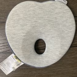 Babymoov Lovenest Newborn Head Support Pillow In Grey