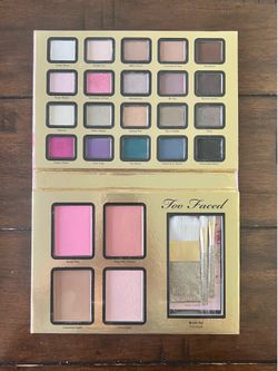 Too Faced “Everything Nice” eyeshadow palette