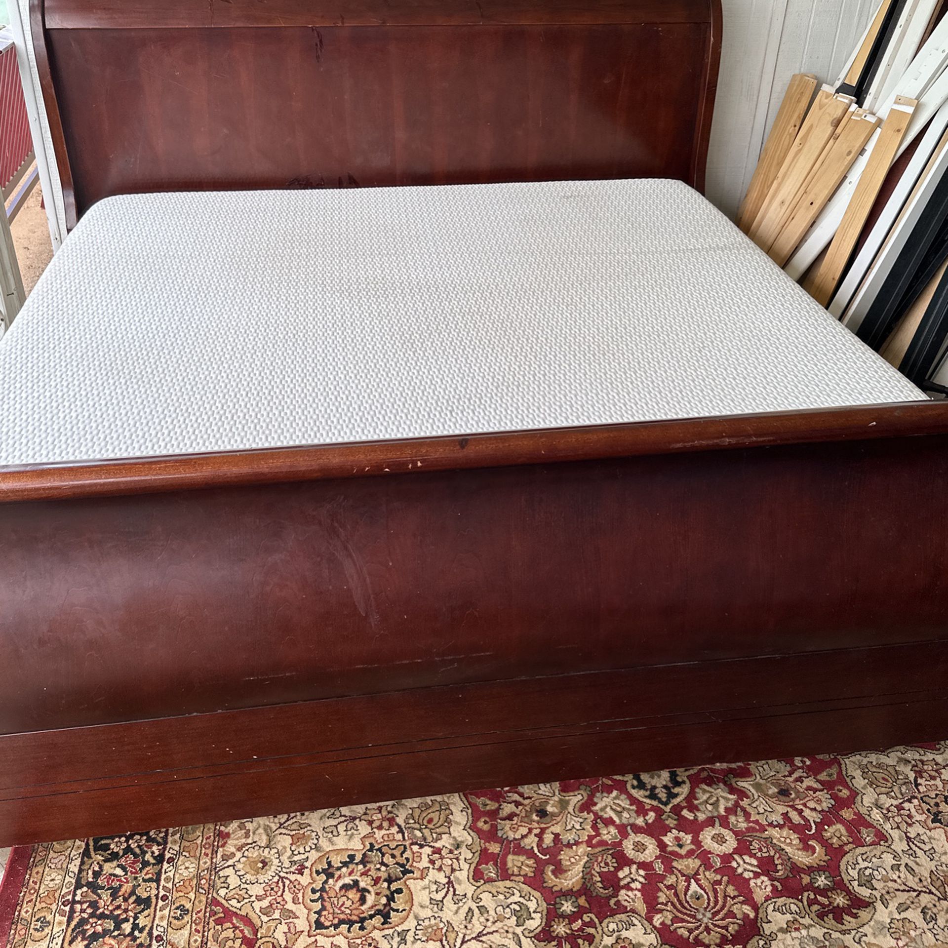 Ashley King Size Sleigh Bed Complete 