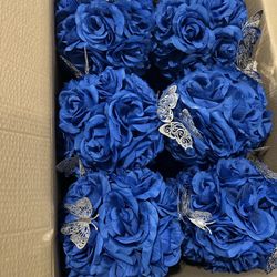 Royal Blue Center Table Flowers For 15 Party’s 