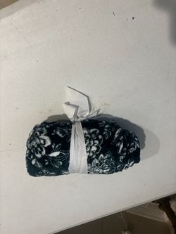 Dark Floral Fleece Throw Blanket 12 total