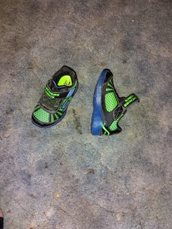 Toddler Boys Skechers Light Up Sneakers 8 Green Blue 