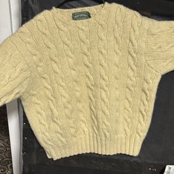 Polo hand knitted wool sweater