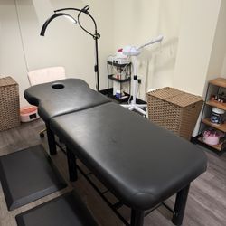 Esthetician Treatment Bed