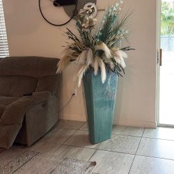 Standing Flower Vase Decor