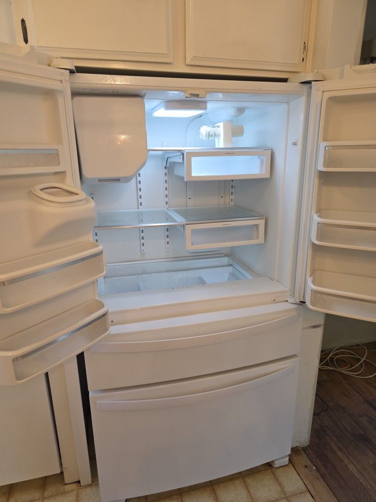 fridge 2020 like new