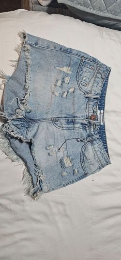 One x oneteaspoon shorts