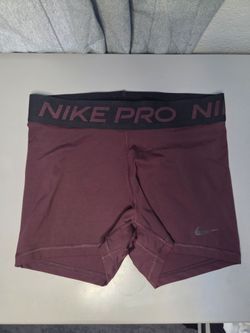 Maroon/brown Nike pro