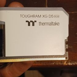 Thermaltake Toughram Xg Ddr5 16gb Rgb Ram 
