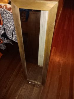 Jewelry Holder Standing Or Hanging