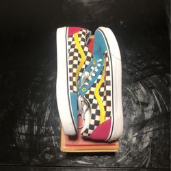 Crazy Check Vans