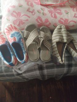 Skechers shoes