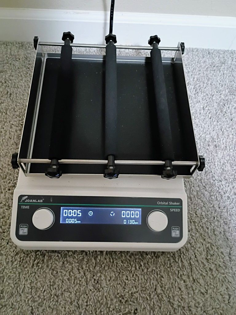JOANLAB Lab Orbital Shaker Mixer 40-200rpm Adjustable, Timed and Continuous Modes,Digital Orbital Rotator Shaker