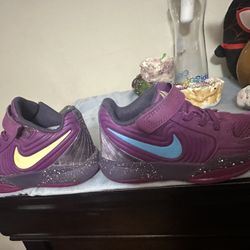 Nike  Size 11 c For Lil Girls .