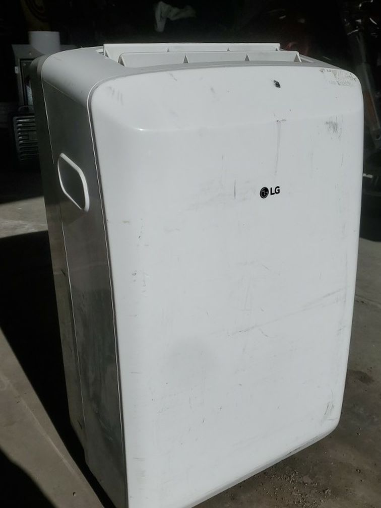 LG Air Conditioner