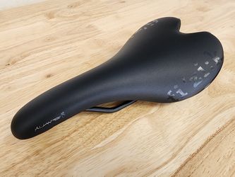 Road Tri Bike Saddle
