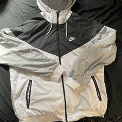 Nike Windbreaker 