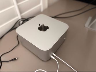 Apple Studio M2 Max