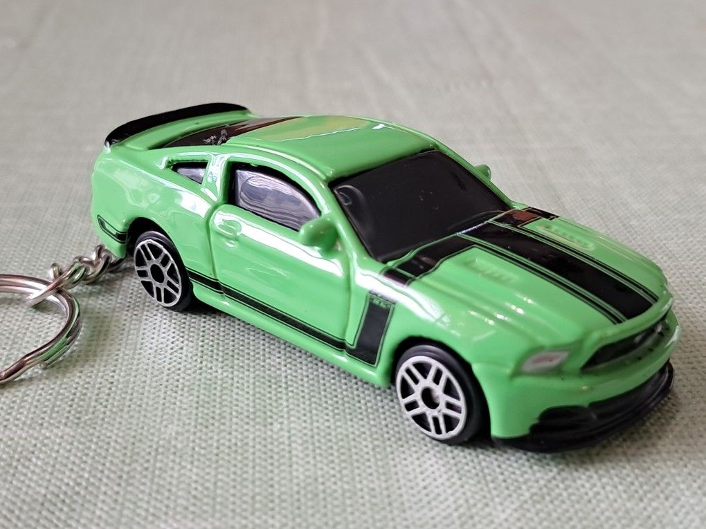 Keychain BOSS 302 Mustang 2000 Ford Mustang Boss 302 Key Chain