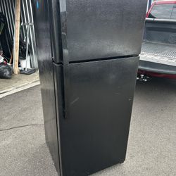 GE Fridge