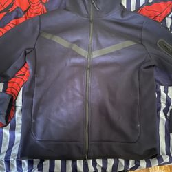 Navy Blue Nike Tech Fleece 