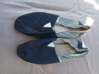 TOMS Canvas Slip-On Shoes