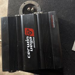 Cerwin Vega Amplifier 