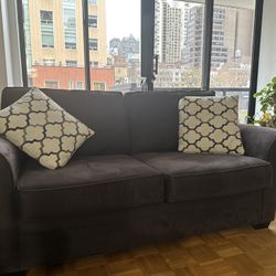 Glendora Loveseat  Apartment 
