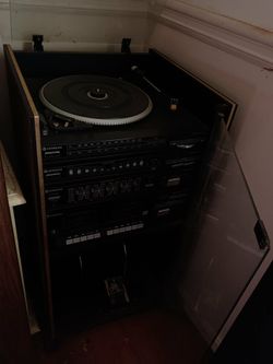 Vintage turntable hitachi t-55h record player