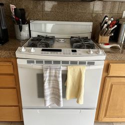 Kitchen Aid Gas stove And Oven