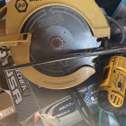 Black And Decker Circular Saw 