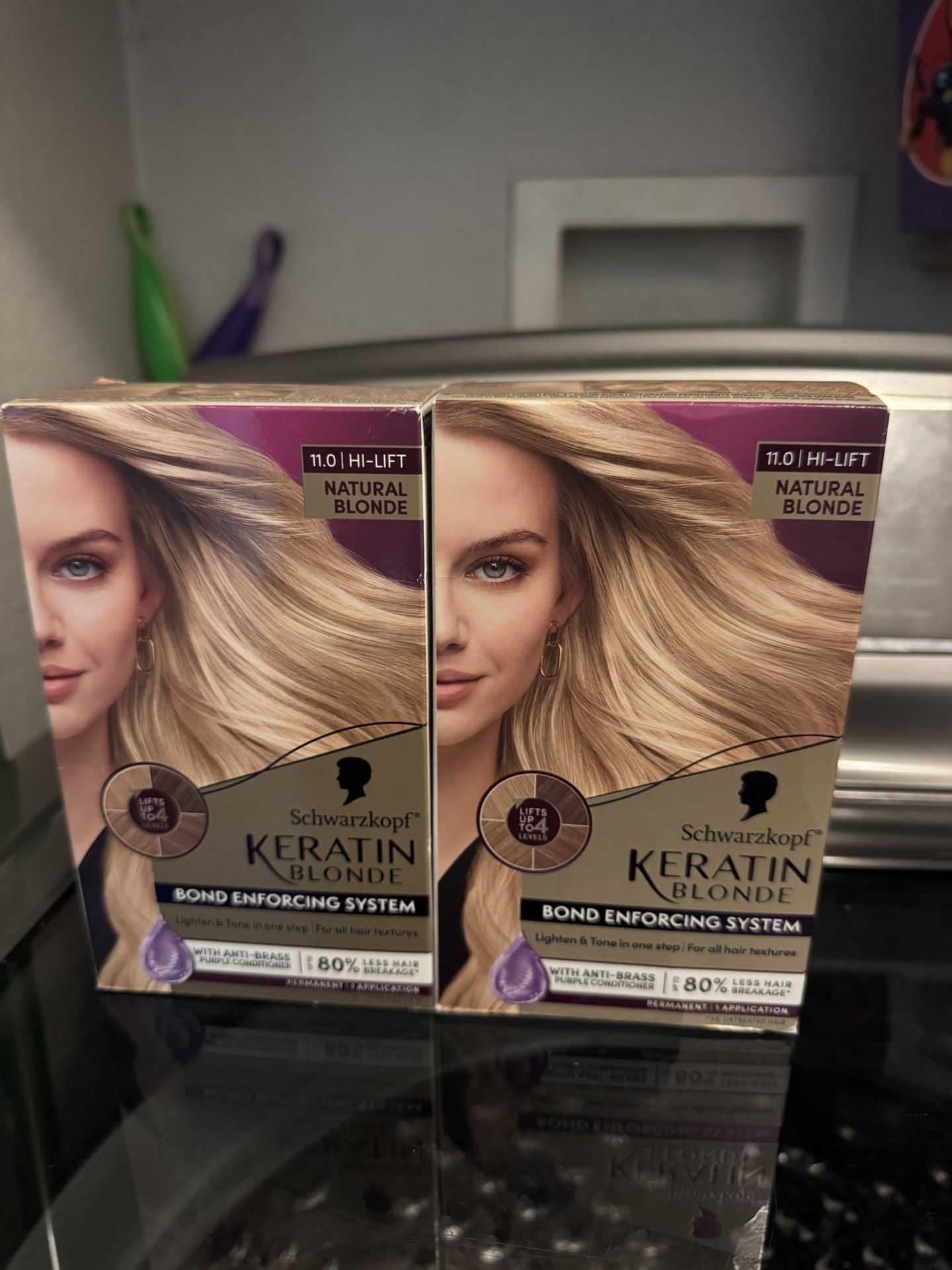 Brand New Keratin Hair Dye Both For ($20)(Cash Only)(price Is Firm)