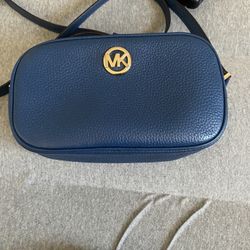 Michael Kors Leather CrossBody Purse