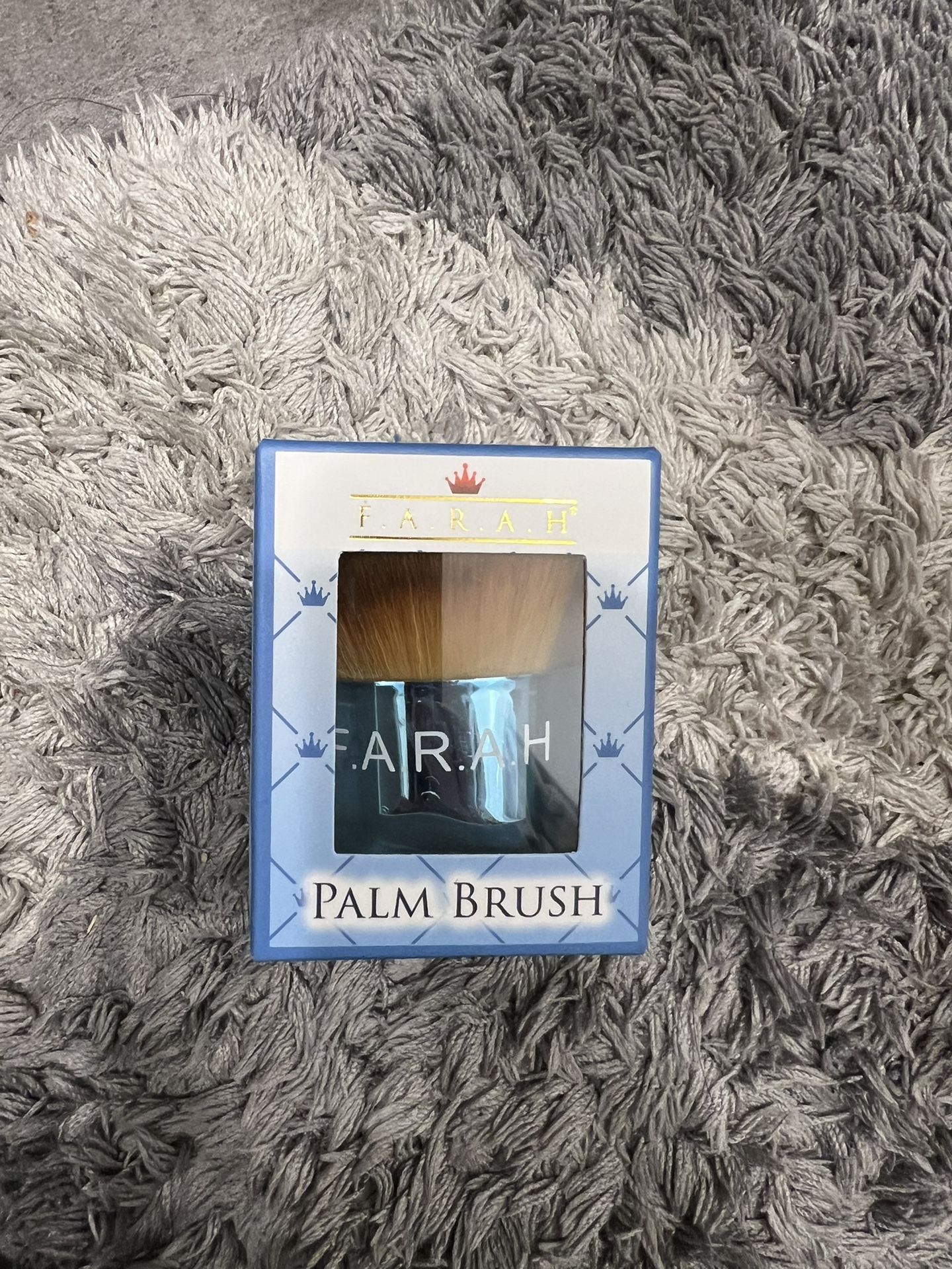 Farah Palm brush