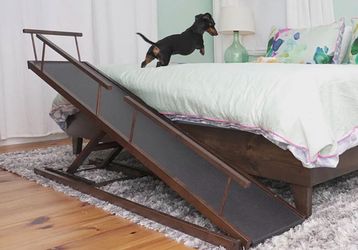 New Out Of Box “Doggo Ramps” Dog Bed Ramp