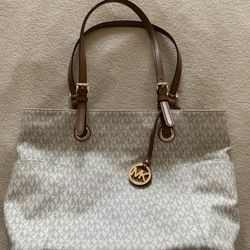 Michael Kors Signature Tote Bag With Wallet