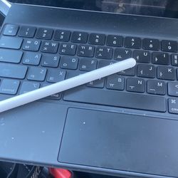 5th Gen iPad Pro With Apple Keyboard & Apple Stencil