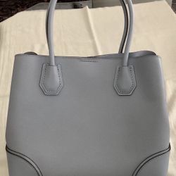 Michael Kors Light Blue Medium Mercer Gallery Center Zip Purse Hand Bag Crossbody