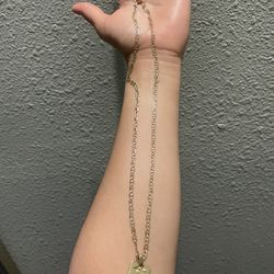 Gold Chain With Pendant 