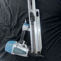 Makita Nail Gun 